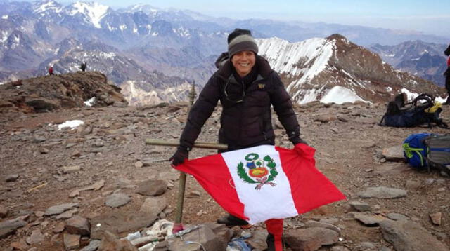 Peruana logró llegar a la cima del Everest junto a un grupo de 150 montañistas