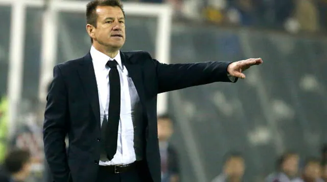 Dunga respeta a la selección peruana.