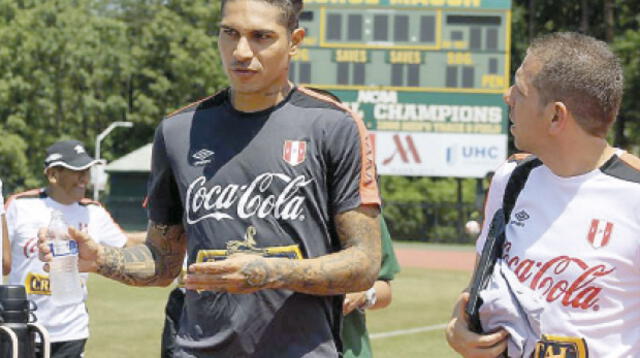 Perú con Paolo Guerrero viaja este lunes a Seattle, donde el viernes debuta.