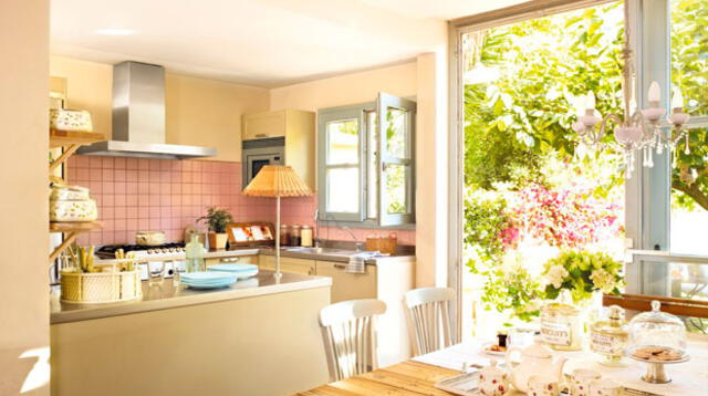 La iluminación y la ventilación son aspectos fundamentales para una cocina