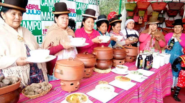 Mamachas enseñan a preparar sopas andinas para combatir es frío 