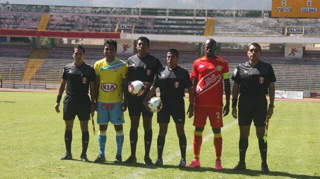 El juez Ordoñez y su terna flaqueados por los capitanes de Huancayo y Bocana