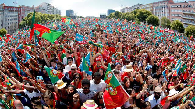 Todos en Lisboa salieron a las calles