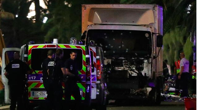 Consulado en París informa que no hay reporte de peruanos afectados en atentado
