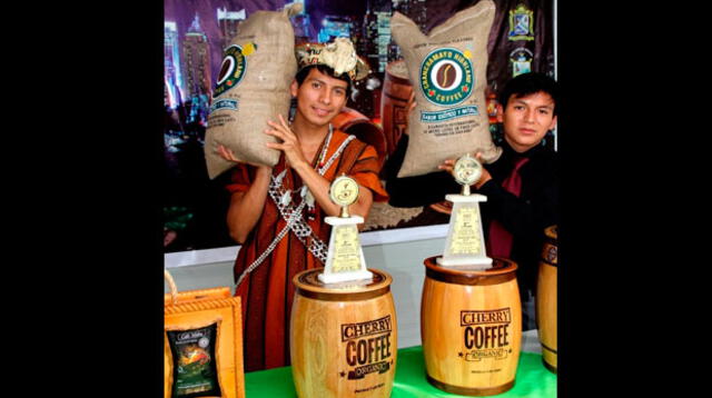 Productores de Chanchamayo exhiben su mejor café para empresarios extranjeros
