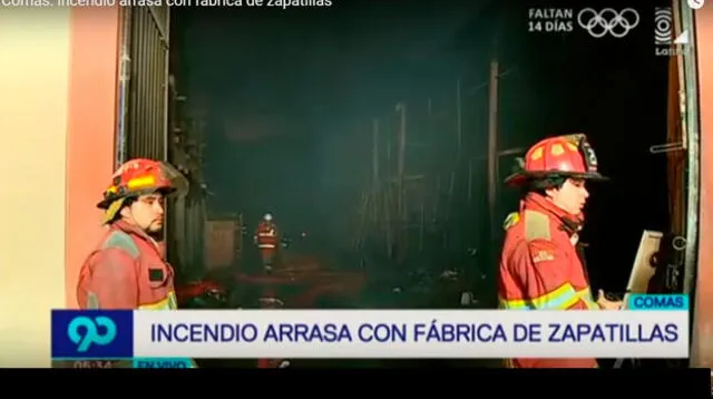 Incendio de fábrica ya fue controlado por los bomberos 