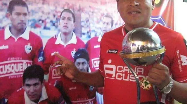 Ccahuantico es periodista y entrenador