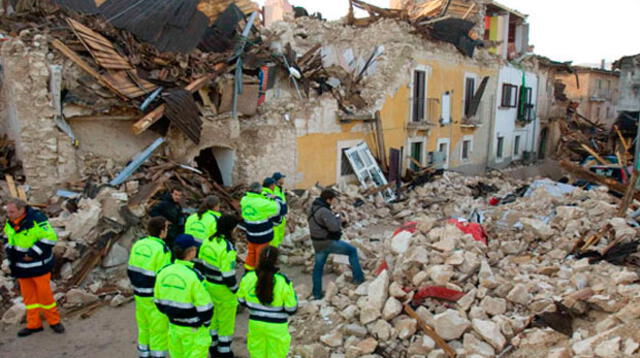 Salen nuevas imágenes de devastador terremoto que dejo 38 muertos en Italia