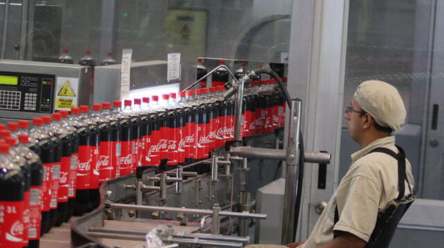 Hallan cocaína escondida en una de las fábricas de Coca-Cola