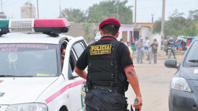 Pasajeros asaltados cuestionaron respuesta en delegación policial Pasajeros asaltados cuestionaron respuesta en delegación policial