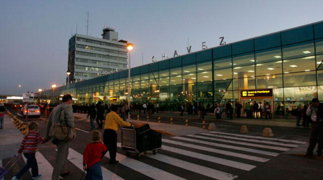 Aeropuerto Jorge Chávez cancela vuelos hacia Miami, Florida y Orlando por huracán Matthew 