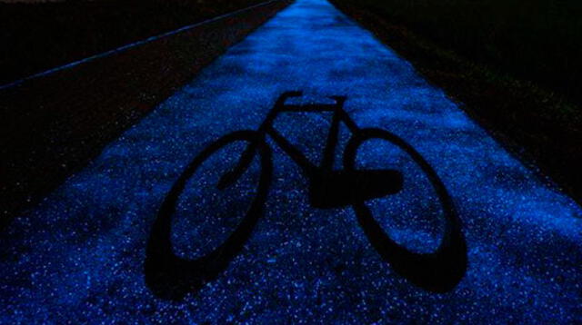 Carril-bici luminiscente en Polonia