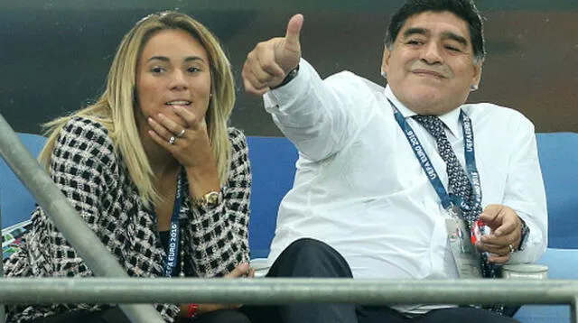 Maradona es hincha de Cristal