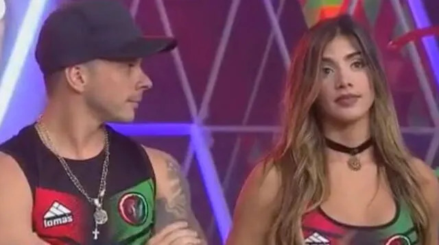 Korina Rivadeneira cerró el tema con Mario Hart