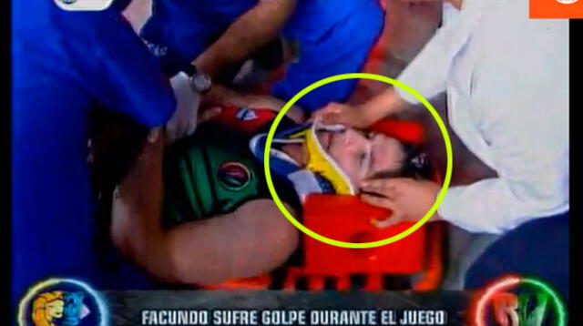 Facundo González no soportó el fuerte golpe y comenzó a sangrar