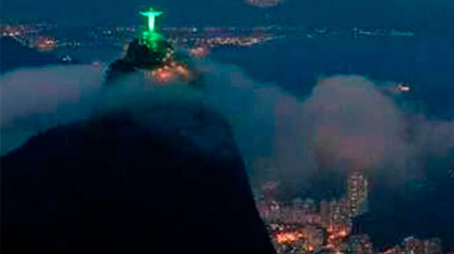 El Cristo Redentor, brilla sobre Río de Janeiro