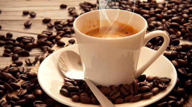 Tomar café al inicio del día mejora la salud