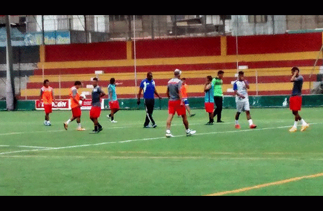 Los entrenamientos con miras al partido con Hualgayoc fueron intensos en el Ermitaño. FOTO: Calle Deportiva