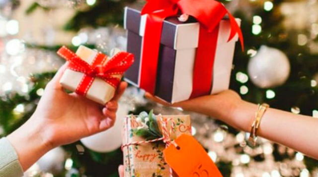 Entregar regalos por Navidad es una antigua tradición