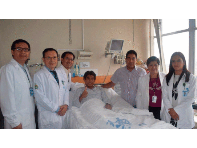Henry Ramos recibió el riñón de su hermano gracias a novedosa técnica 