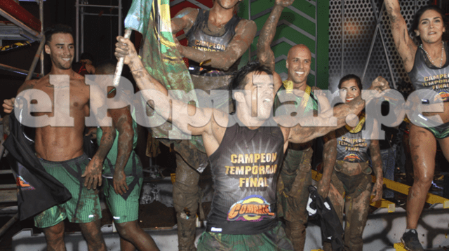 André Castañeda celebra el triunfo de su equipo