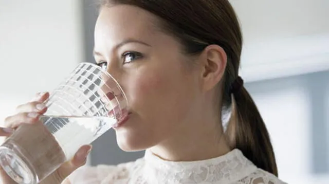Beber más de tres litros de agua diarios deja de ser beneficioso 