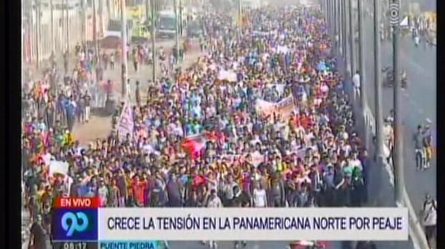 Vecinos de Puente Piedra y Ancón se congregaron desde las seis de la mañana para protestar