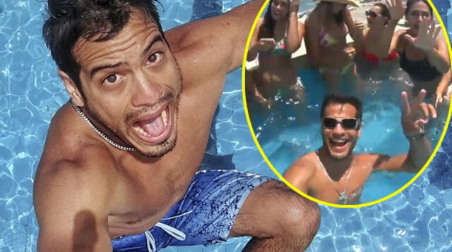 Ernesto Jiménez se luce feliz en piscina junto a bellas modelos