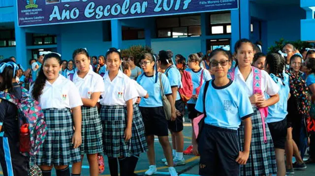 Mas de 150 mil alumnos iniciaron satisfactoriamete su año escolar 2017 en el Callao