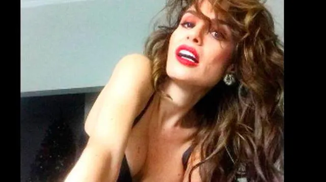 Mávila Huertas impactó al posar en un sexy bikini