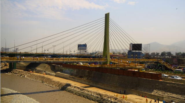 Cimientos de los puentes se han visto afectados por caudal del río