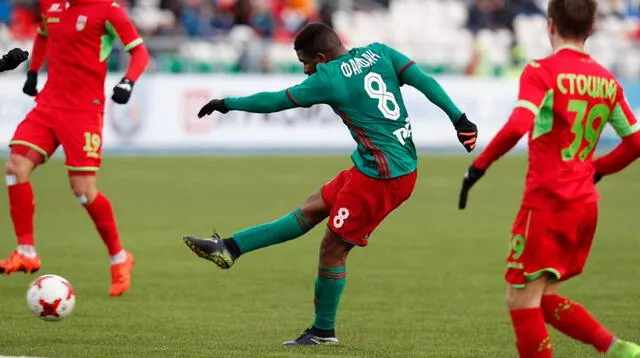 Farfán le dio la victoria al Lokomotiv