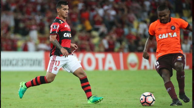 Trauco deslumbró en el triunfo de Flamengo