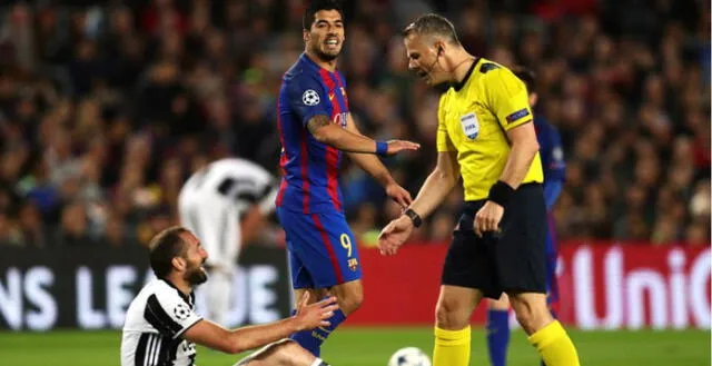 Suárez le faltó el respeto al árbitro