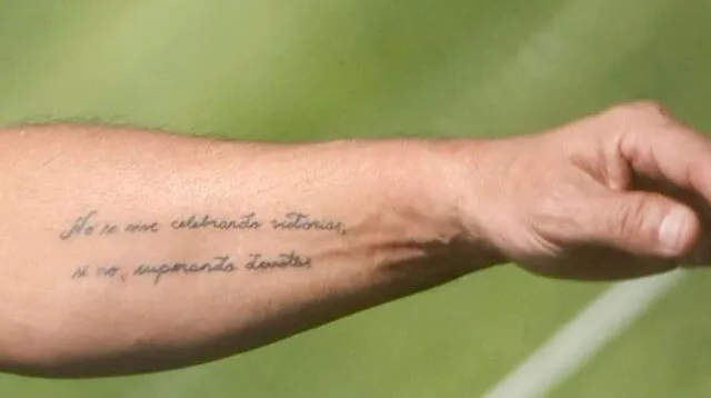 Frase del Che Guevara que Sampaoli se tatuó en su brazo