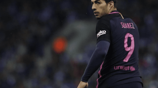 Luis Suárez se convierte en la máxima figura anotando dos goles