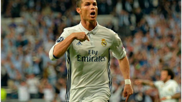 Cristiano Ronaldo marca el primer gol del partido