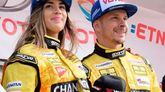 Korina Rivadeneira acompañó a Mario Hart en su carrera por el Rally Stage