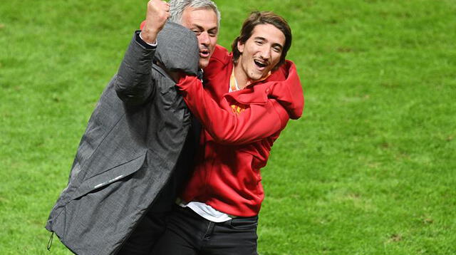 Así celebró Mourinho junto a su hijo