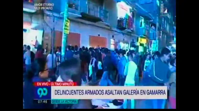 Atraco generó caos en Gamarra