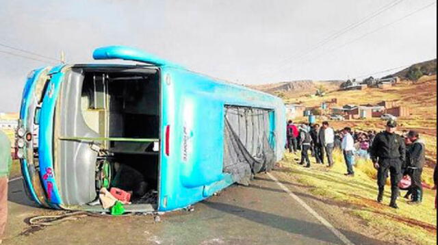 5 muertos y varios heridos dejó accidente en la carretera Juliaca Azángaro en Puno