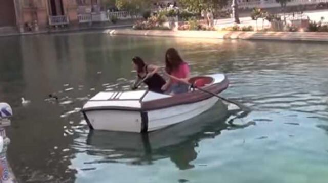  Turistas pasan la vergüenza de su vida al intentar hacer remar un bote