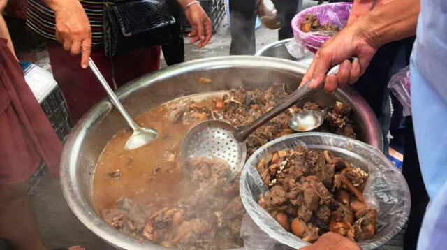 China inició el festival culinario más polémico del mundo con carne de perro por 10 días 