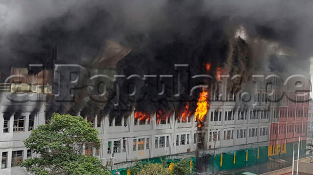 Incendio en almacén del Cercado de Lima