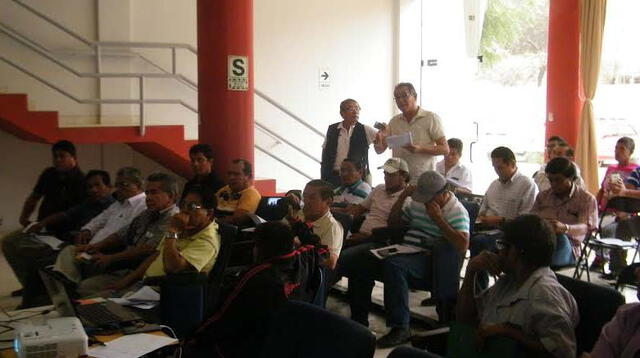 Presente los delegados de los 19 equipos participantes de la Departamental de Piura
