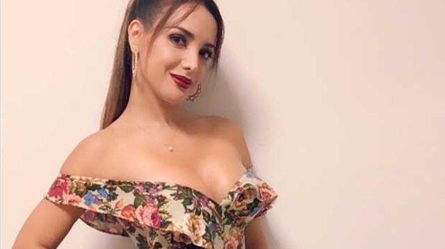 Rosángela Espinoza alborota las redes sociales con atrevidas fotos 
