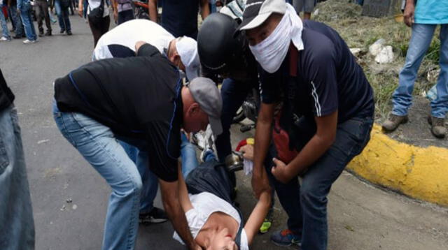 Violencia durante plebiscito en Venezuela
