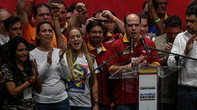 Miles de venezolanos expresaron su rechazo a planes de Maduro