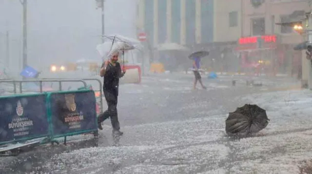 YouTube: aterradoras escenas fueron captadas durante una tormenta de granizo en Estambul