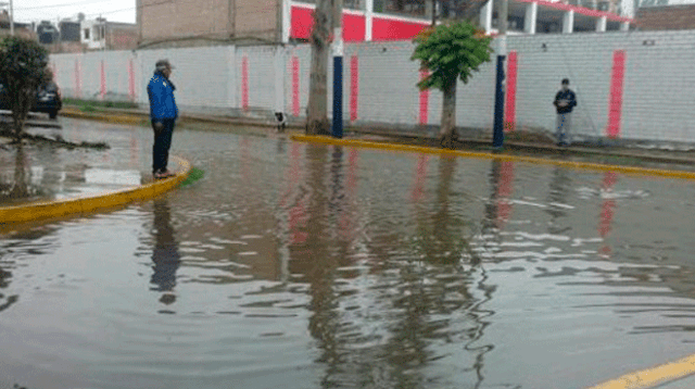 Aniego genera gran congestión vehicular en Chorrillos